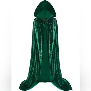 Dark green hooded cape cloak. Brand new. Perfect for Halloween costumes.